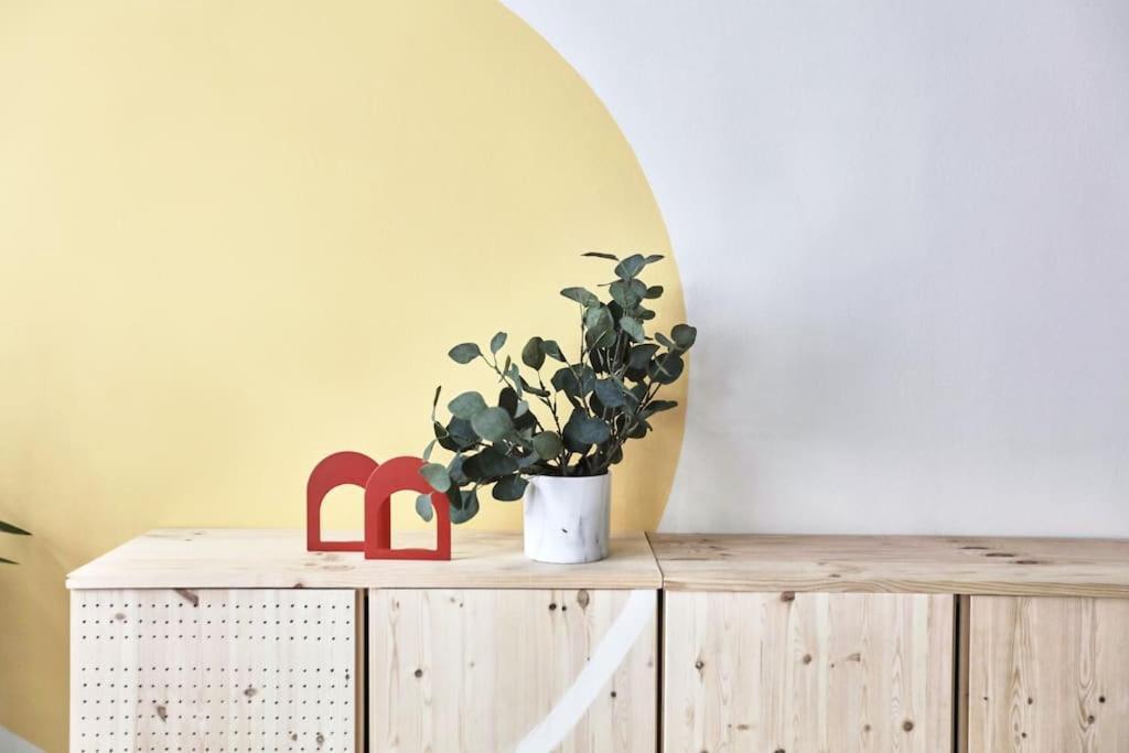 Unwind In Style W Sauna Dsgn 2Br Home Budapest Eksteriør bilde