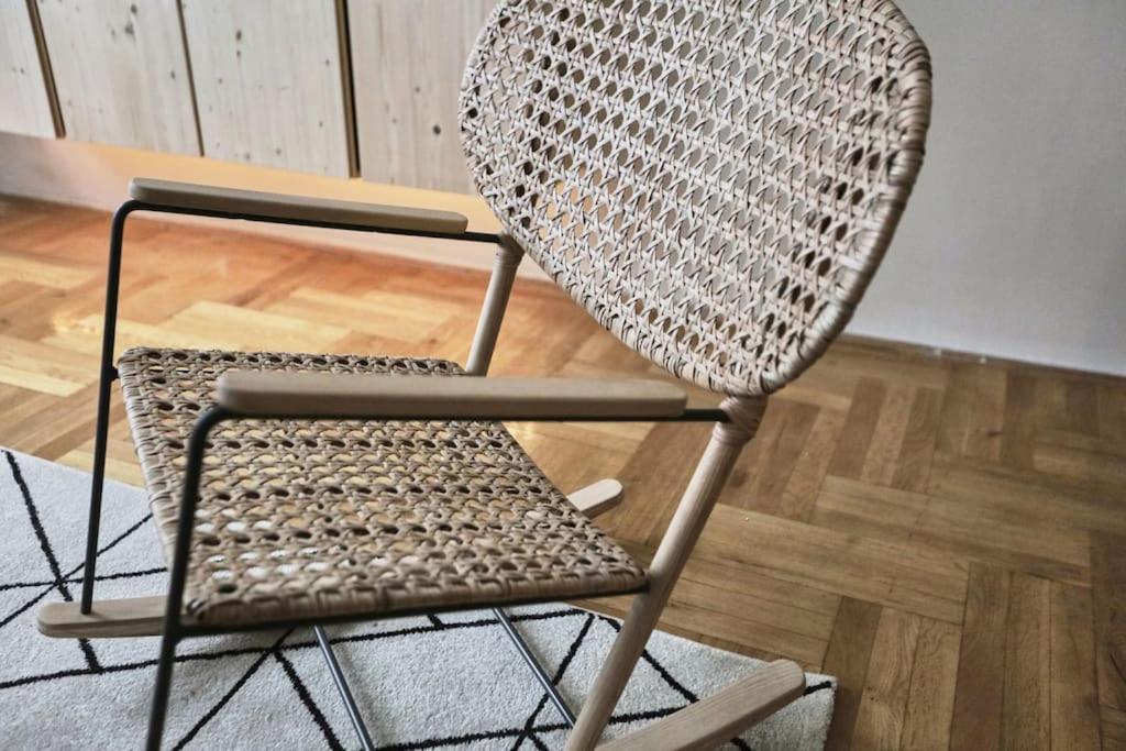 Unwind In Style W Sauna Dsgn 2Br Home Budapest Eksteriør bilde