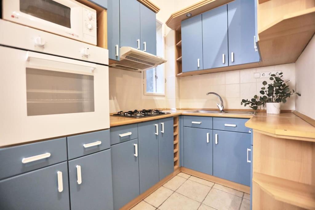 Unwind In Style W Sauna Dsgn 2Br Home Budapest Eksteriør bilde